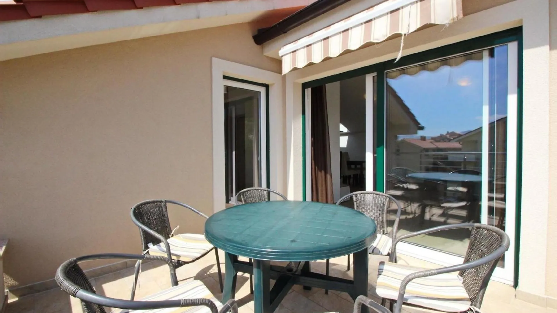 Апартаменты Ferienwohnung In Baska Mit Terrasse - B59554