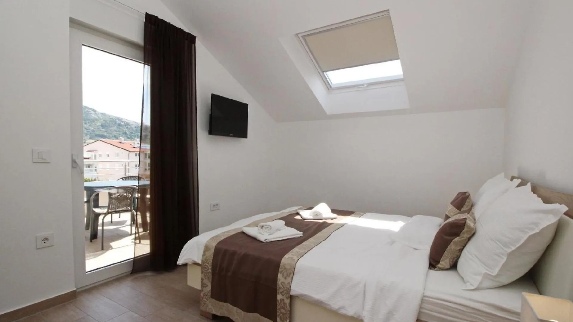 Апартаменты Ferienwohnung In Baska Mit Terrasse - B59554